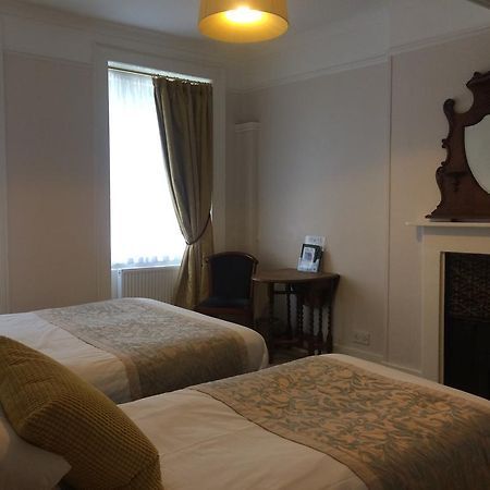 Crescent Hotel Londen Buitenkant foto